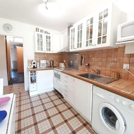 Spacieux T2 Pour 4 Pers. A Avec Loggia, Parking Et Cuisine Equipee - Fr-1-457-345 Διαμέρισμα Saint-Lary-Soulan